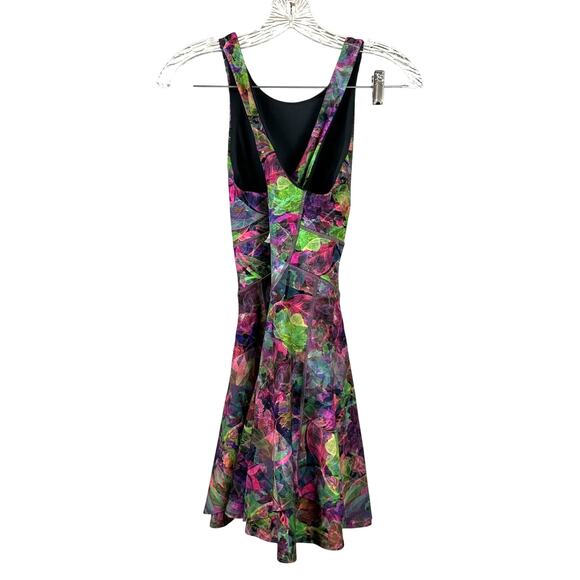 Lululemon Court Crush Dress Vivid Floral Tone Multi Women's Size 2 EUC - Picture 6 of 11